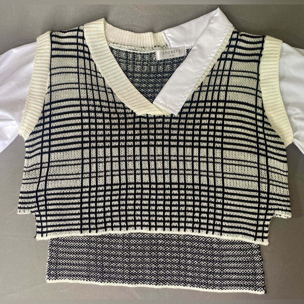 Storets sweater/shirt. Size S/M.